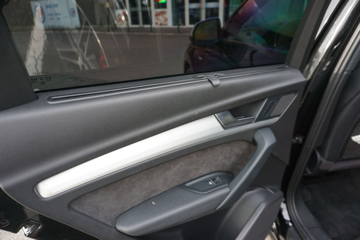 Audi SQ5 — 60