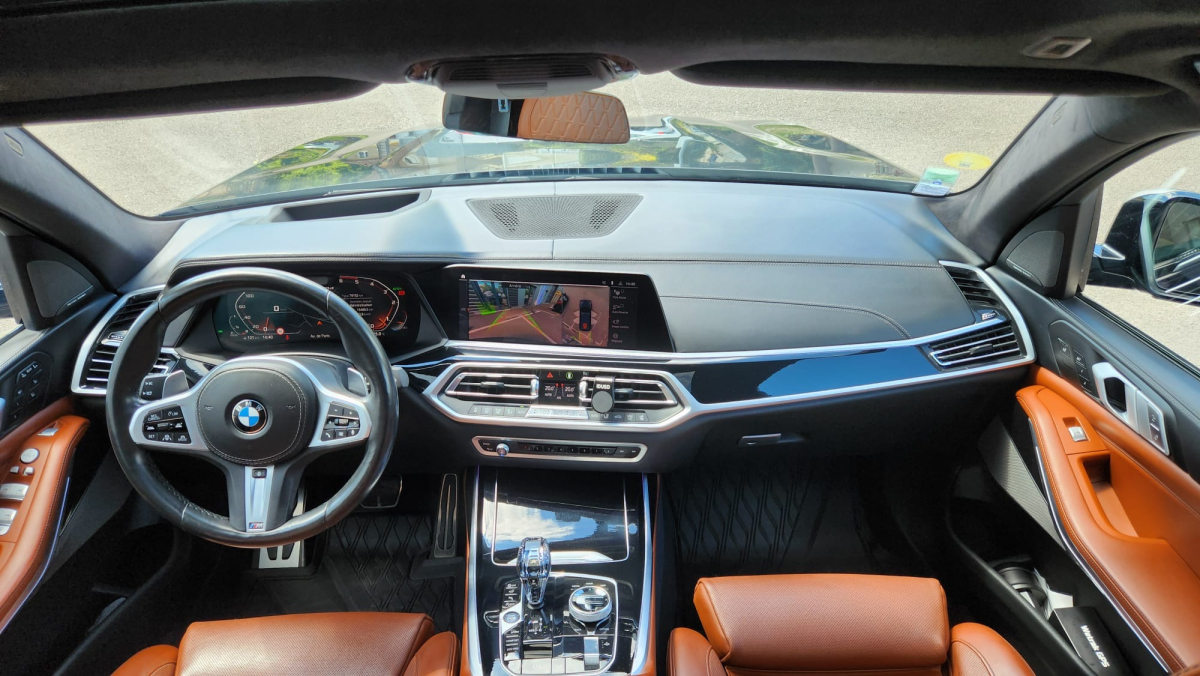 Bmw X7 — 12
