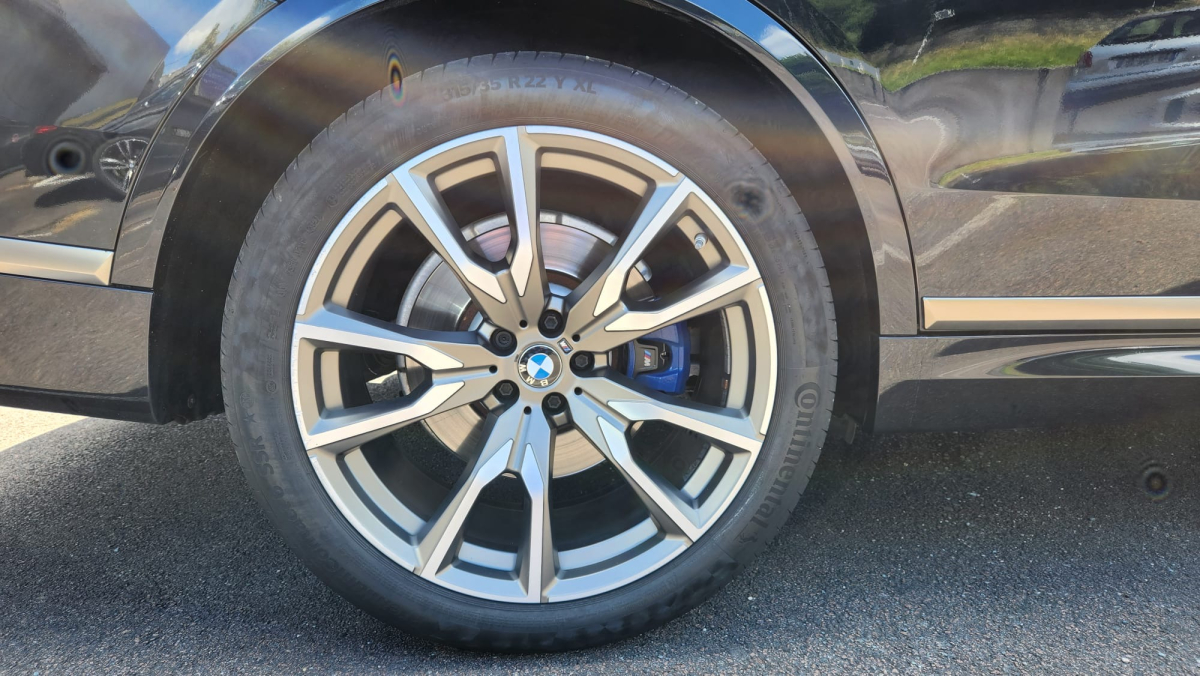 Bmw X7 — 22