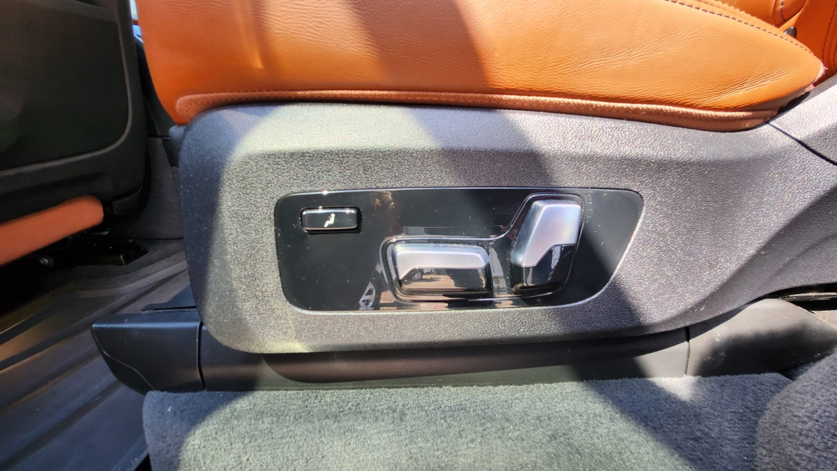 Bmw X7 — 33