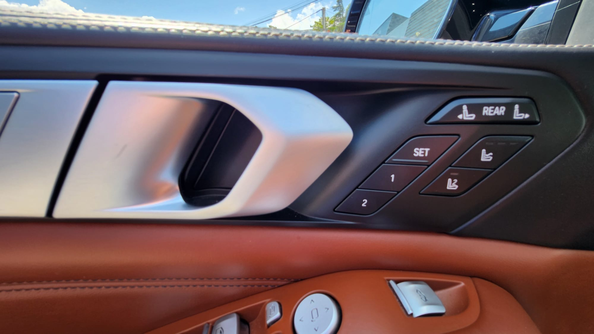 Bmw X7 — 34