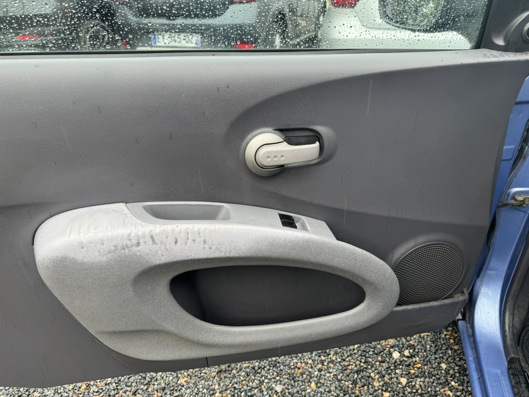 Nissan Micra — 15