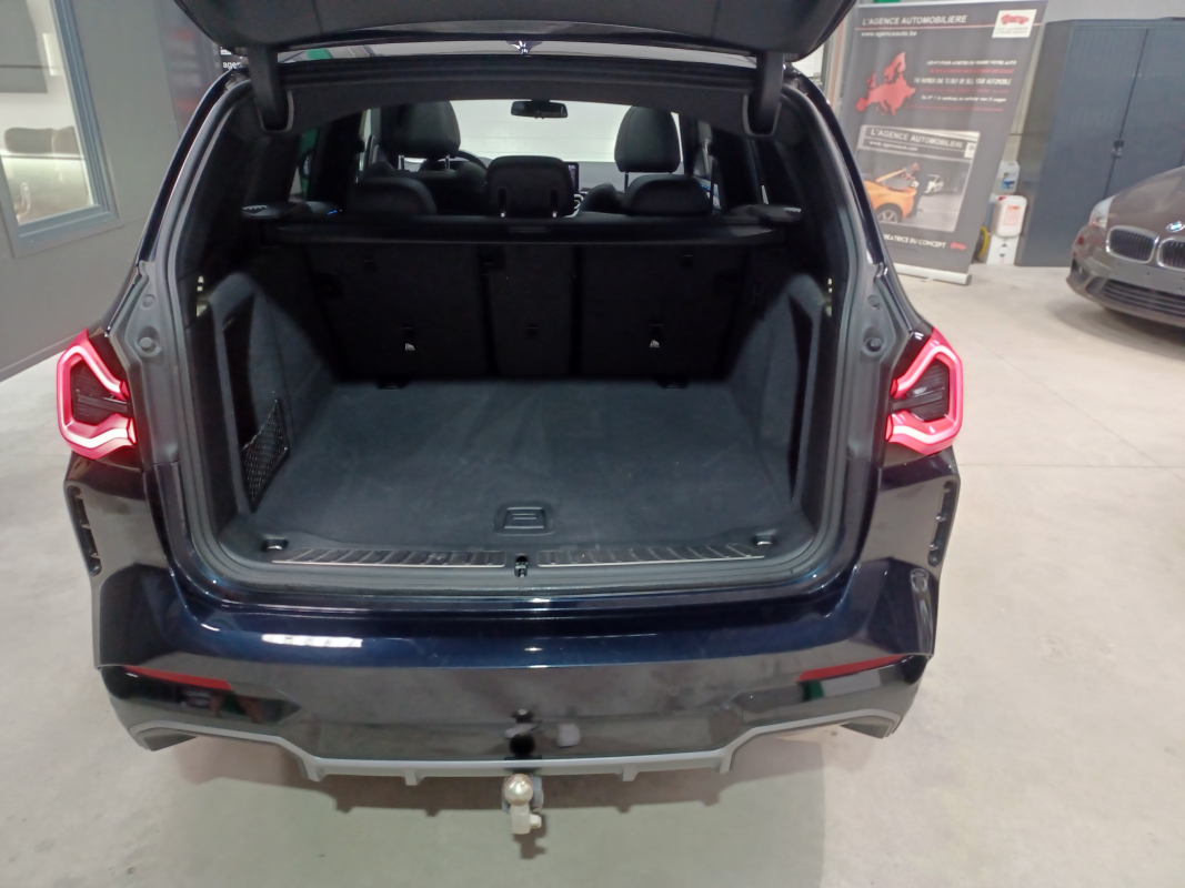Bmw Ix3 — 25