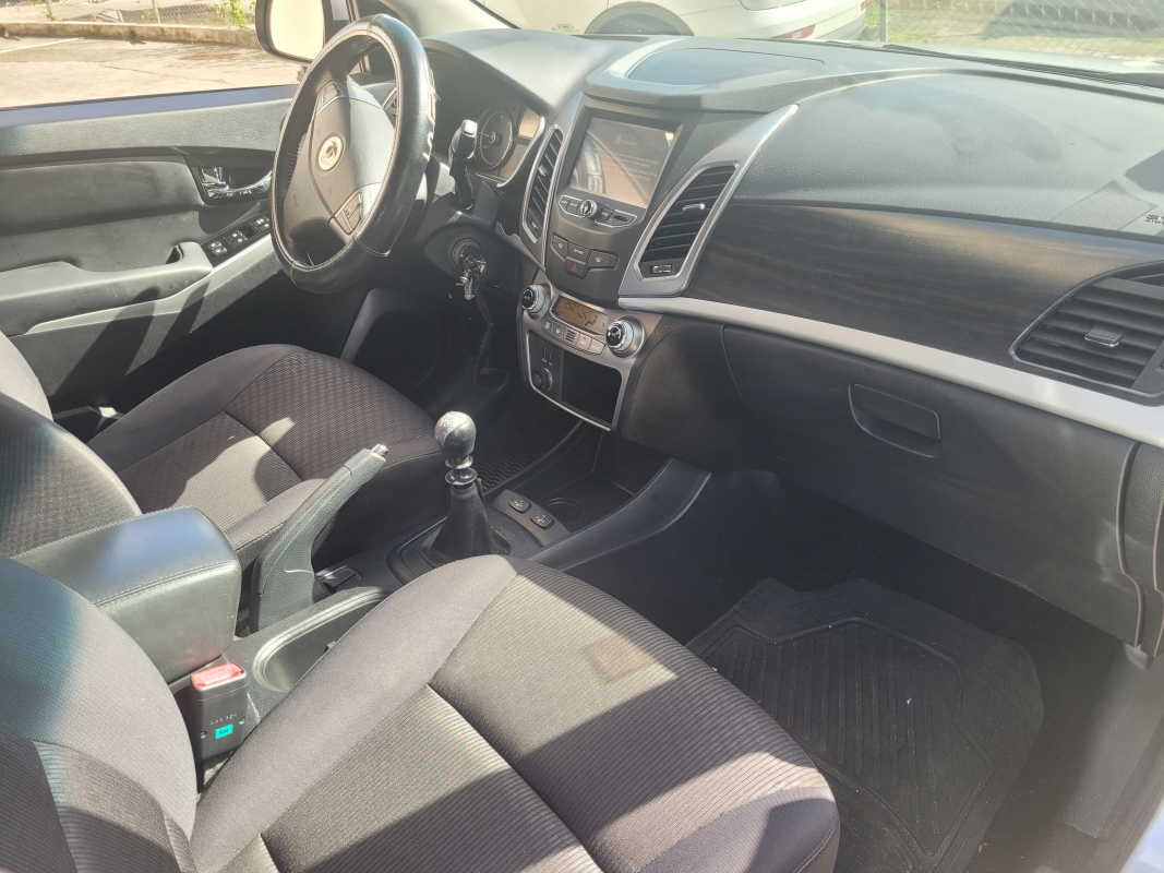 Ssangyong Korando — 3