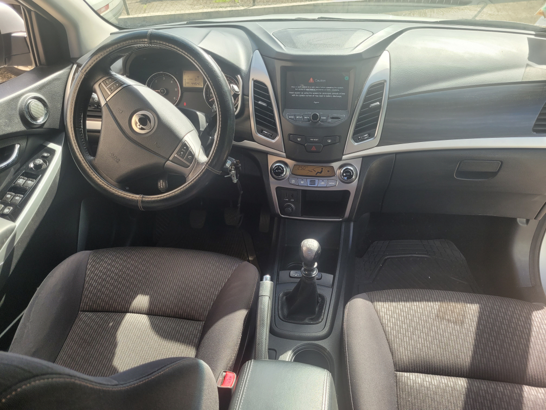 Ssangyong Korando — 4