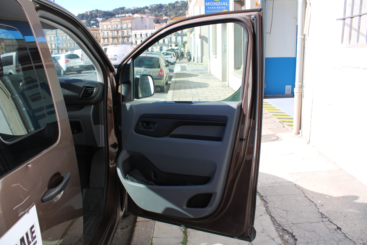 Toyota PROACE Verso — 33