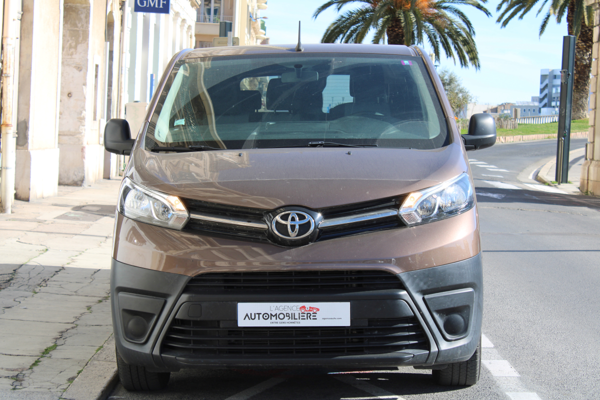 Toyota PROACE Verso — 2