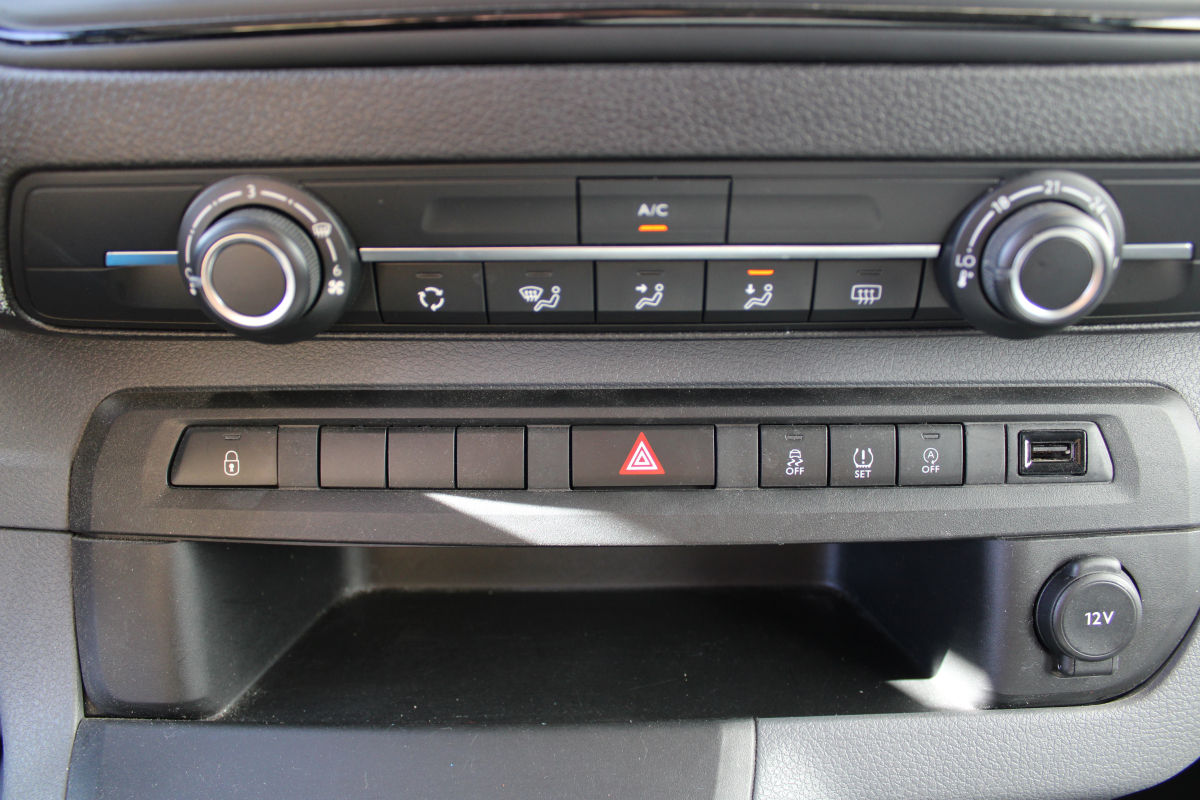Toyota PROACE Verso — 19
