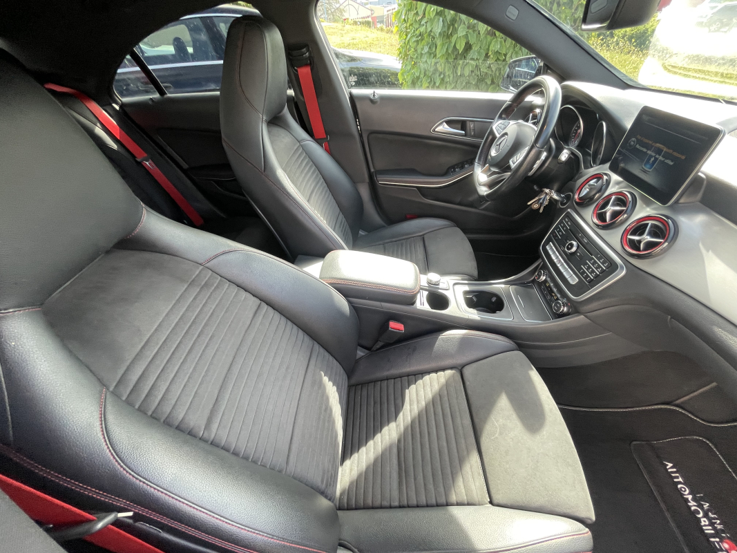 Mercedes Classe CLA — 15