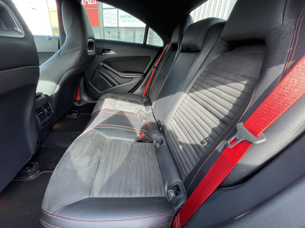 Mercedes Classe CLA — 24