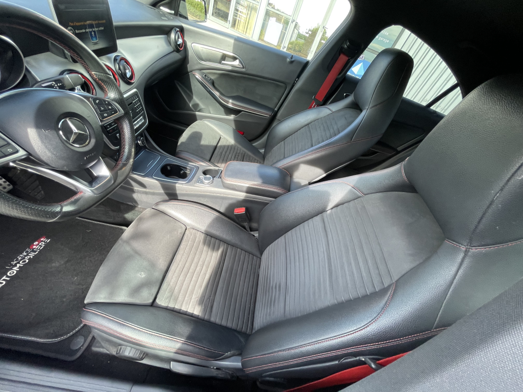 Mercedes Classe CLA — 12