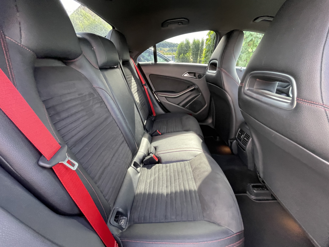 Mercedes Classe CLA — 25