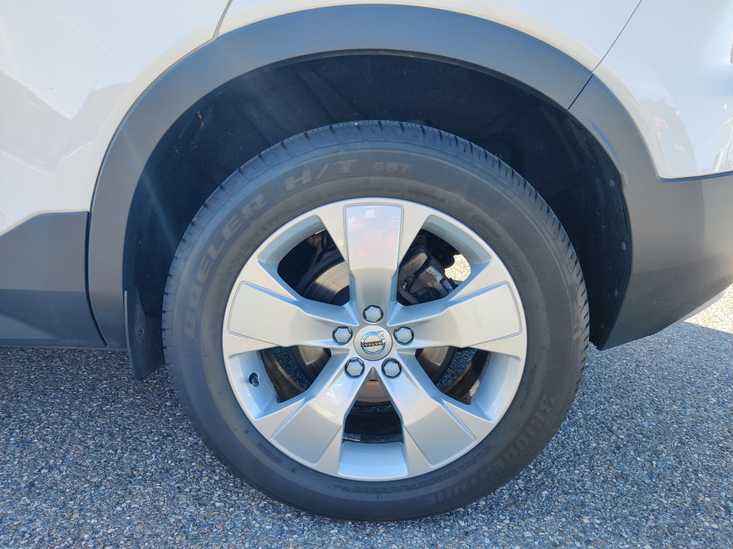 Volvo XC40 — 41