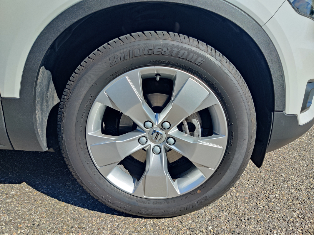 Volvo XC40 — 37