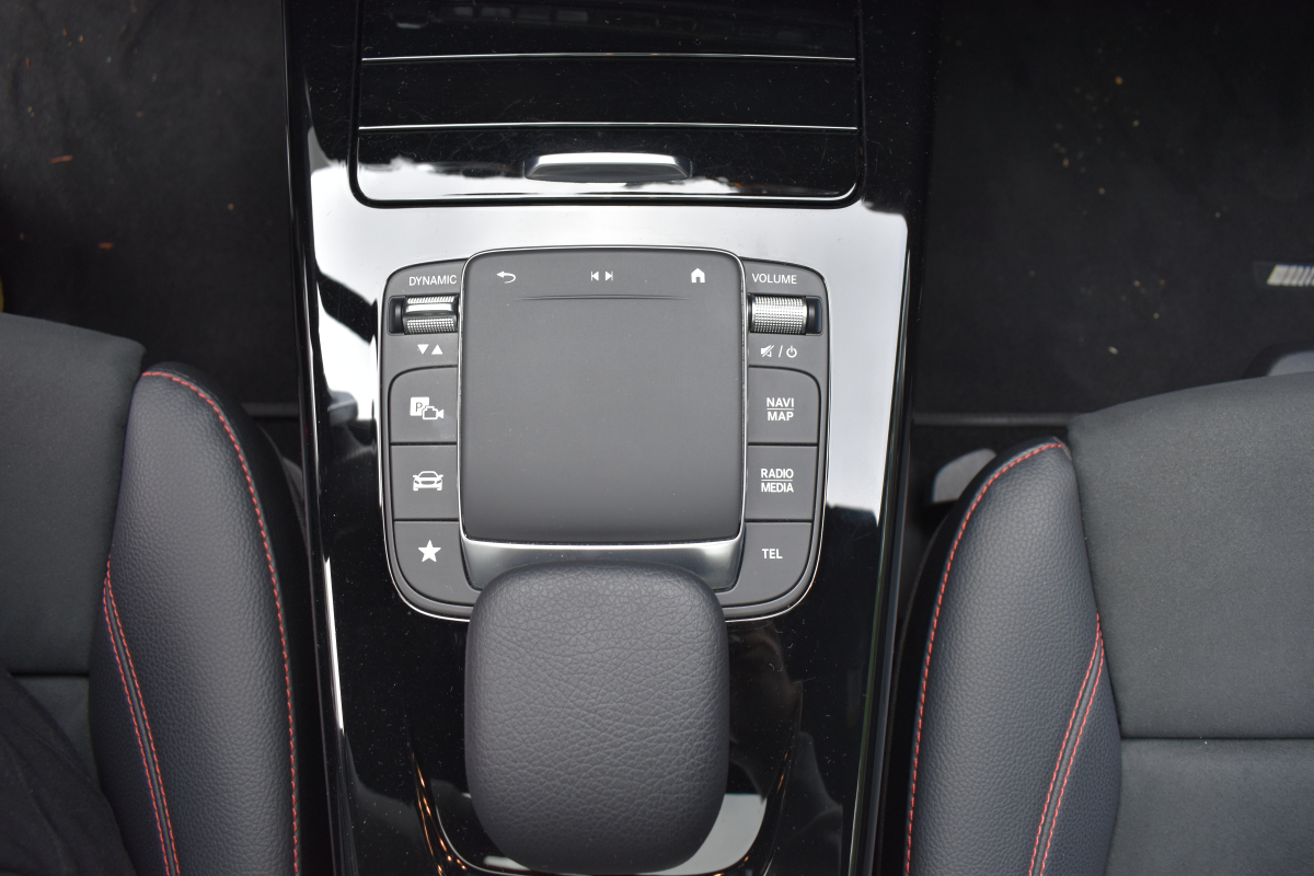 Mercedes Classe CLA — 15