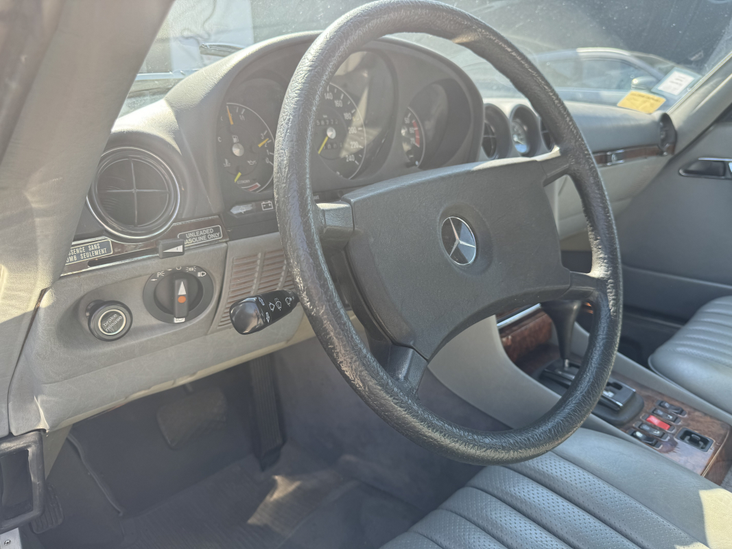 Mercedes SL — 9