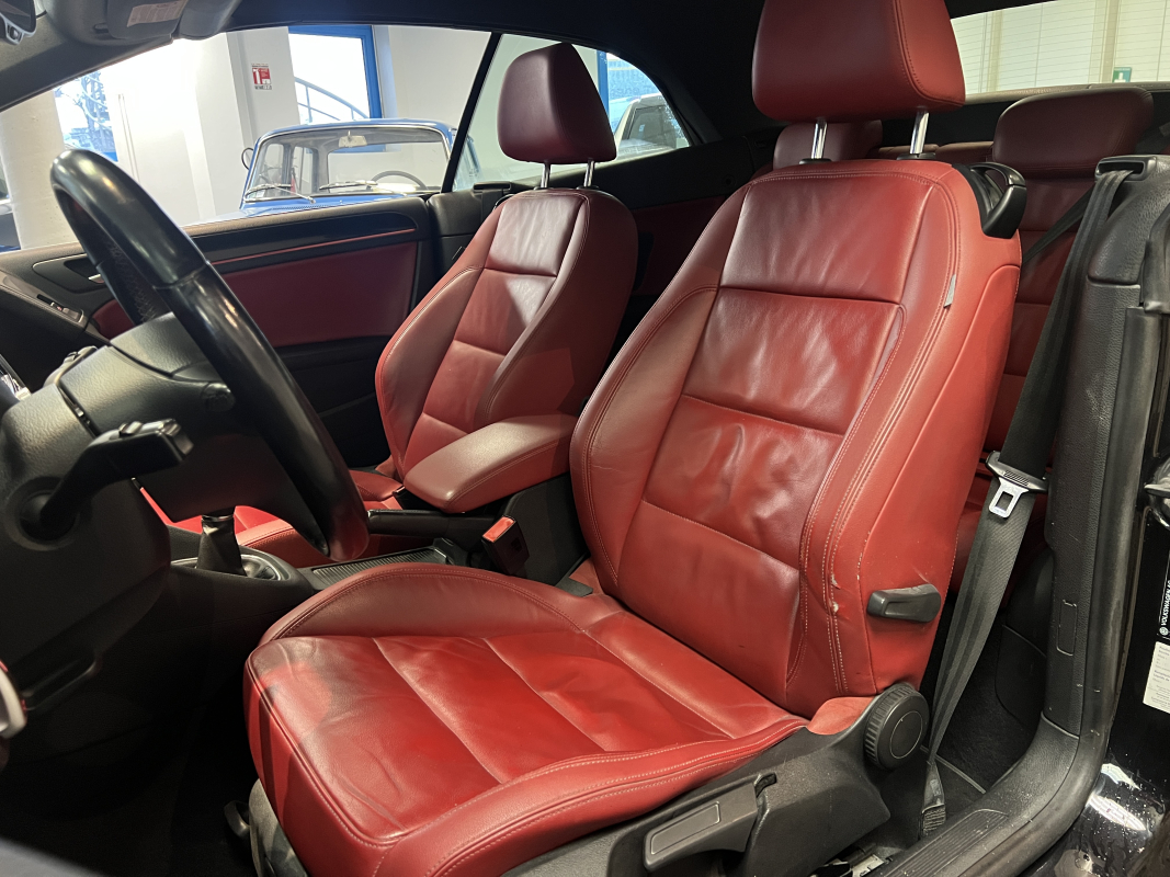 Volkswagen Golf — 5