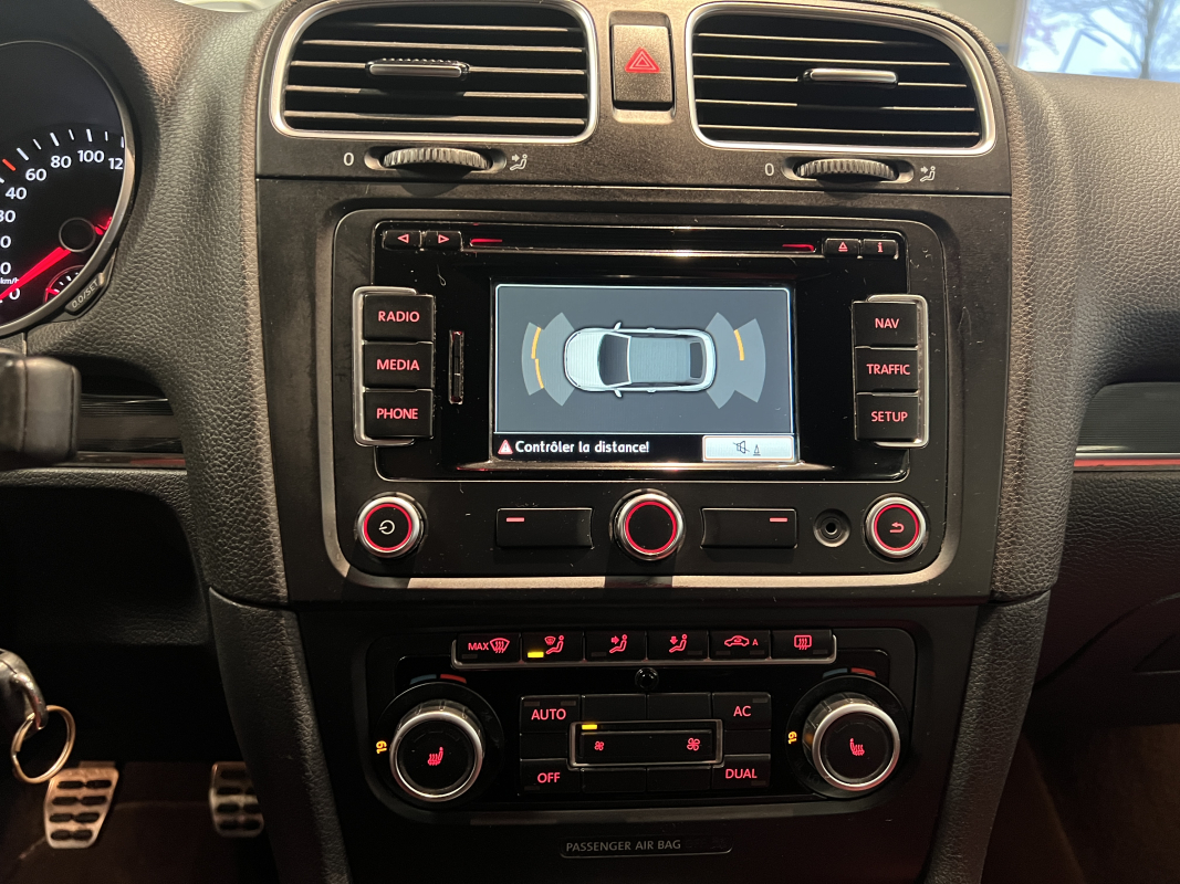 Volkswagen Golf — 7