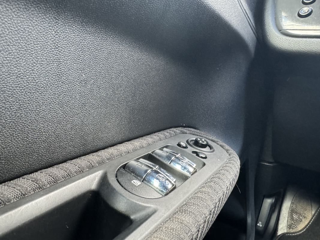 Mini Countryman — 28