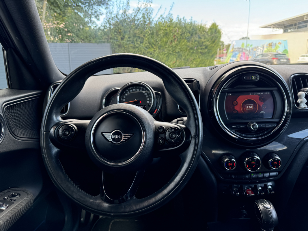 Mini Countryman — 17