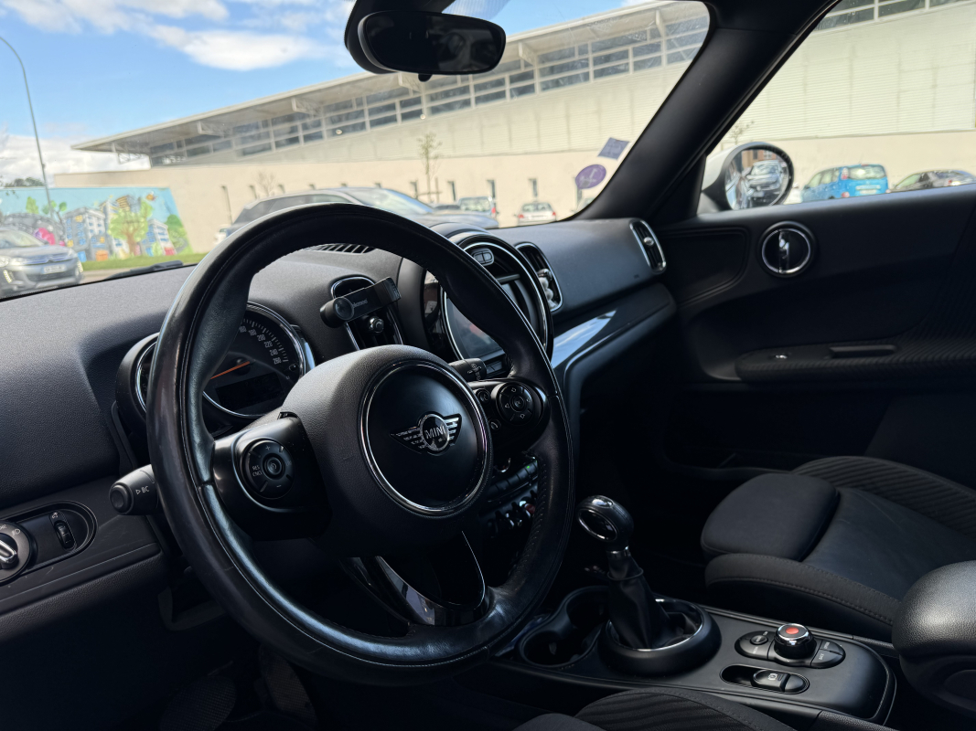 Mini Countryman — 11