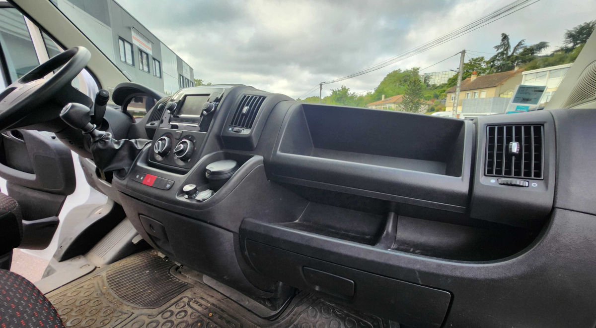 Opel Movano — 13