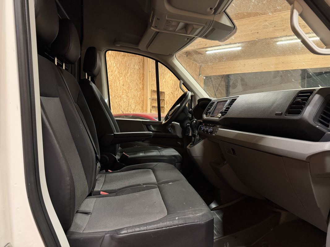 Volkswagen Crafter — 10
