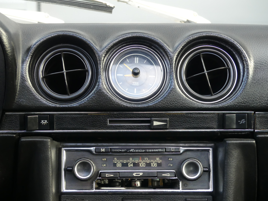 Mercedes SLC — 17