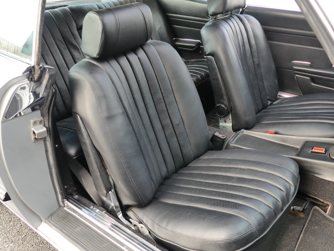 Mercedes SLC — 13