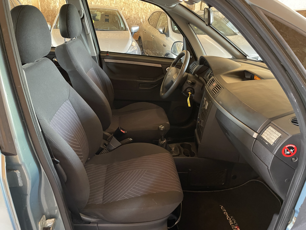 Opel Meriva — 15