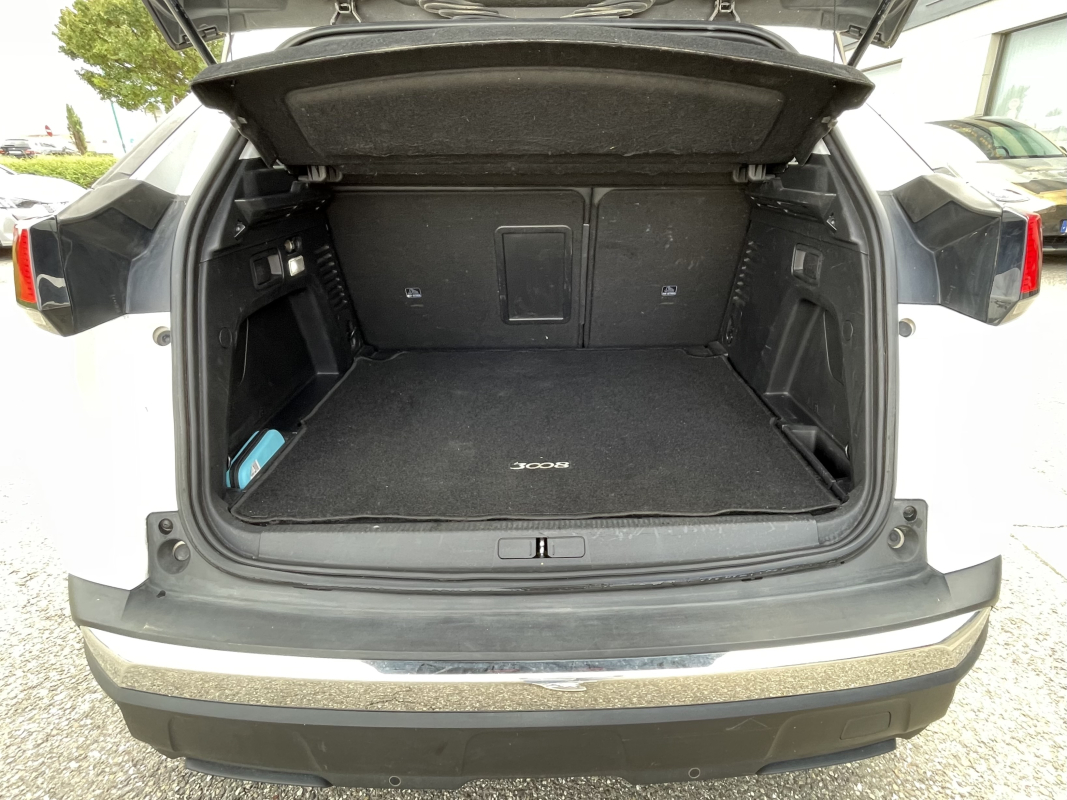 Peugeot 3008 — 35