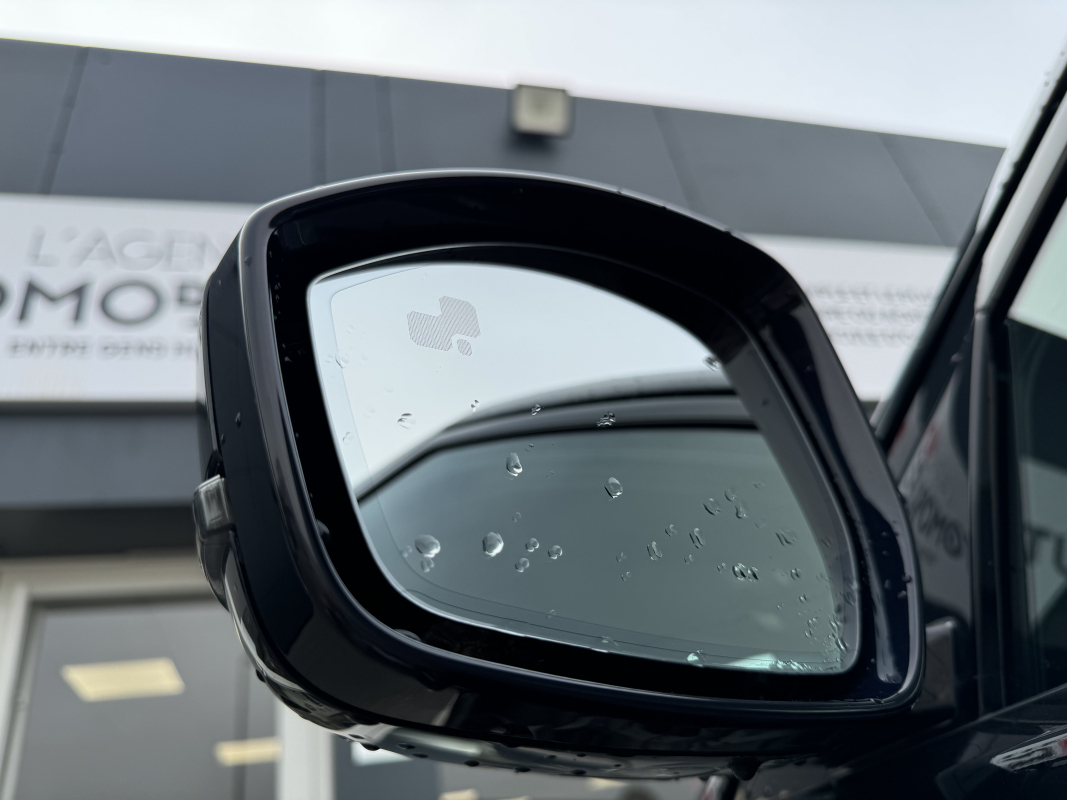 Land Rover Range Rover Evoque — 30