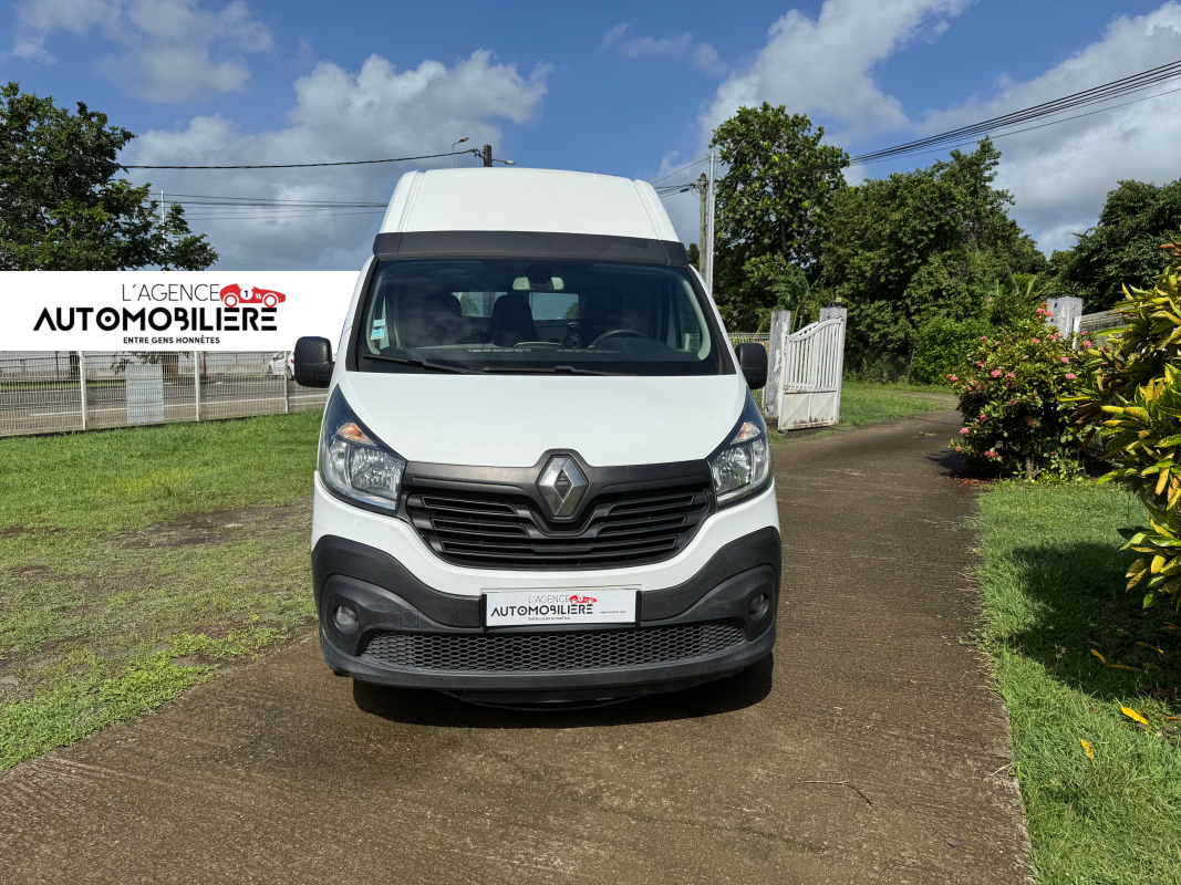 Renault Trafic — 10