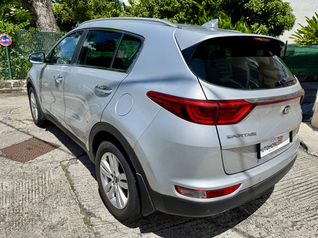 Kia Sportage — 9