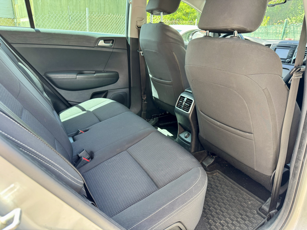 Kia Sportage — 4