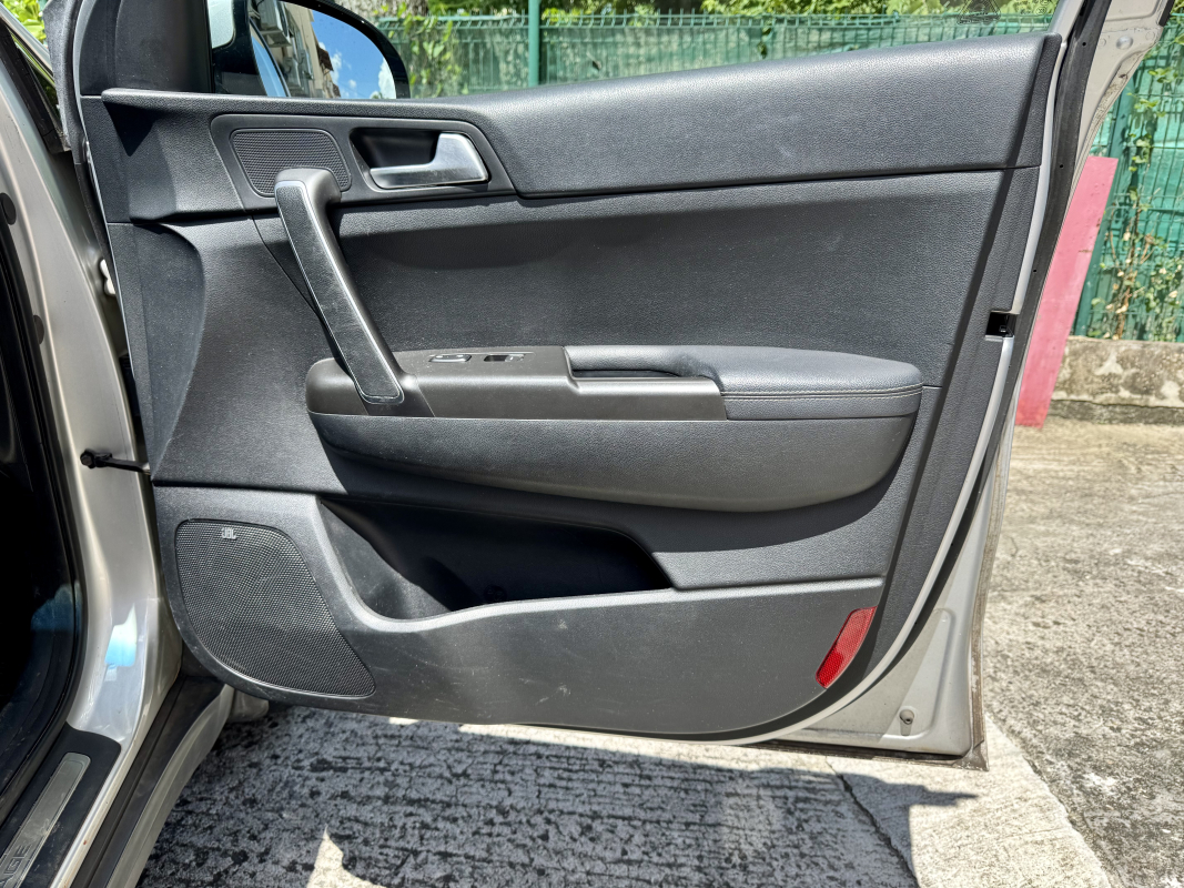 Kia Sportage — 3