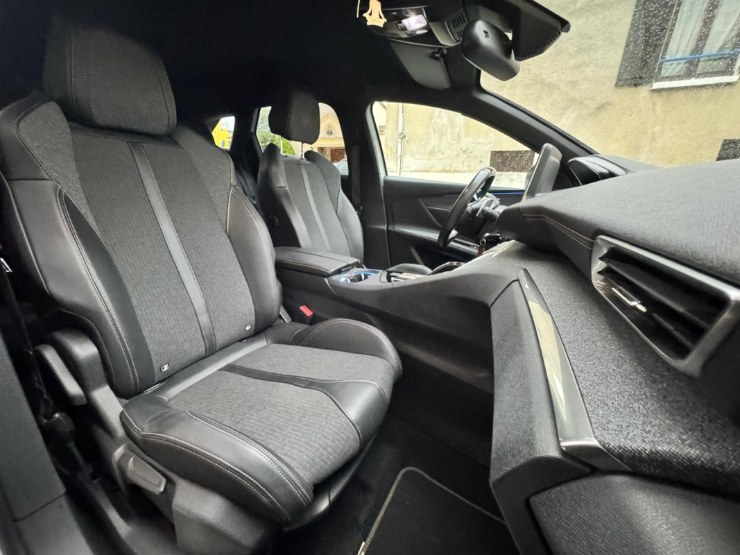 Peugeot 3008 — 16