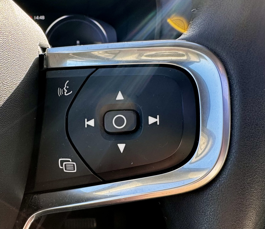 Volvo XC40 — 29