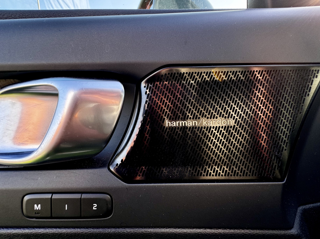 Volvo XC40 — 22