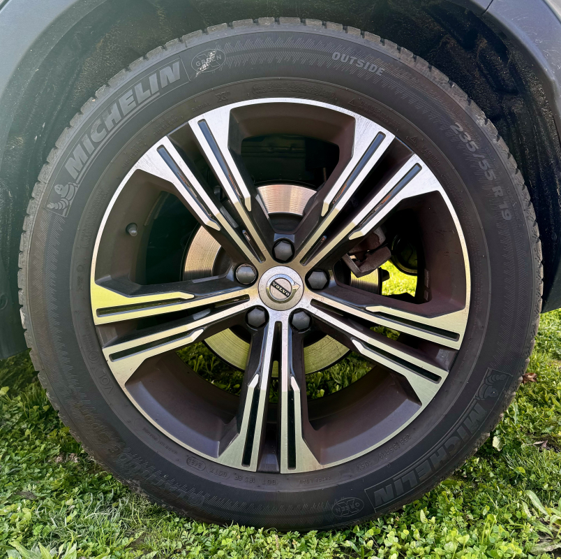 Volvo XC40 — 38