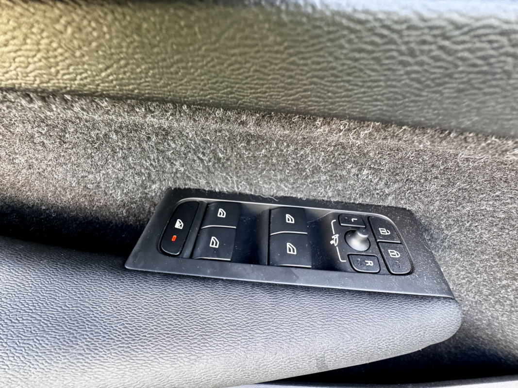 Volvo XC40 — 23