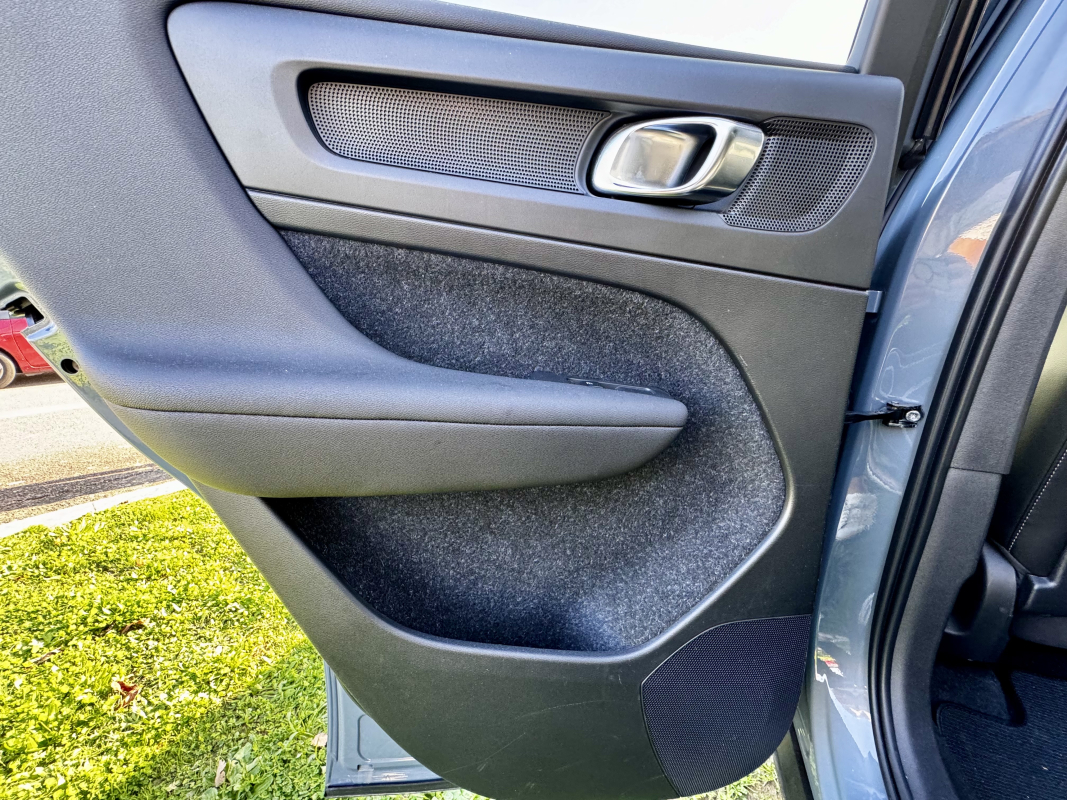 Volvo XC40 — 21