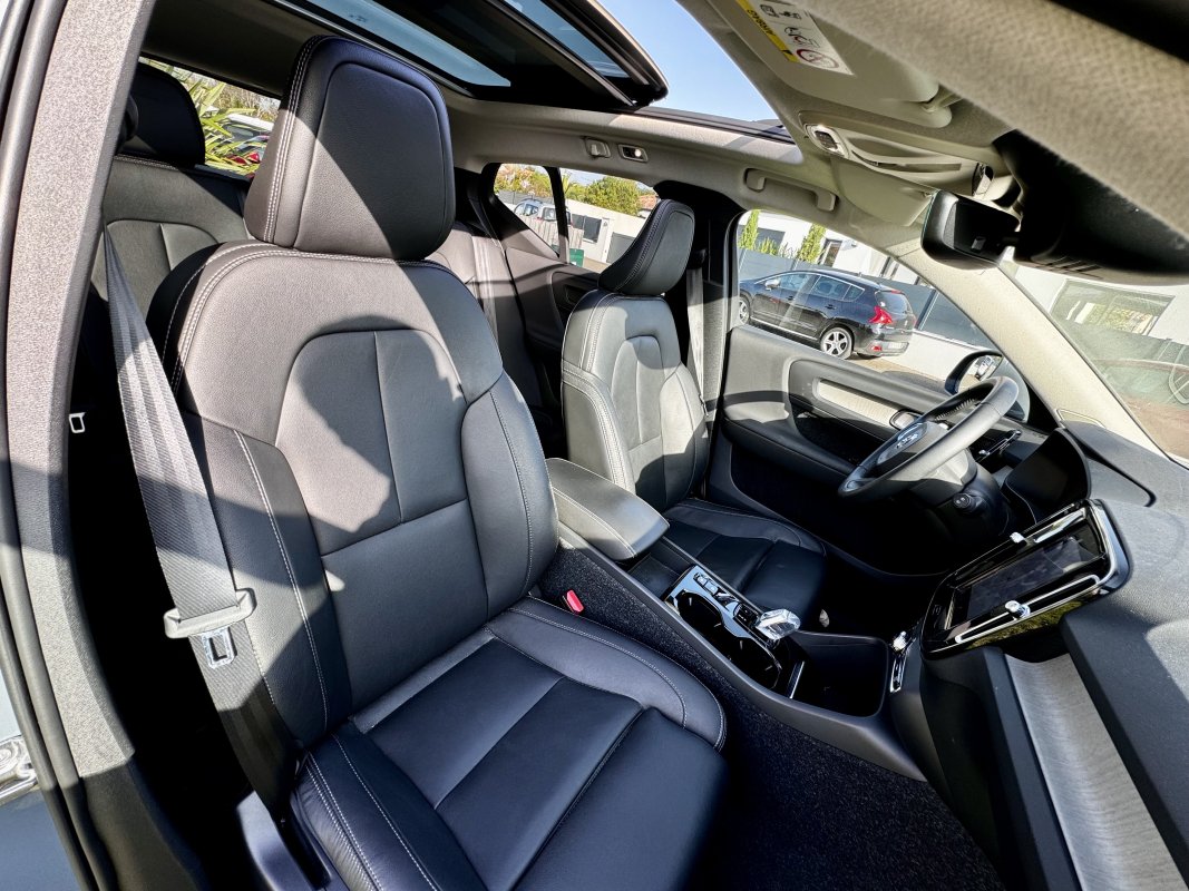 Volvo XC40 — 11