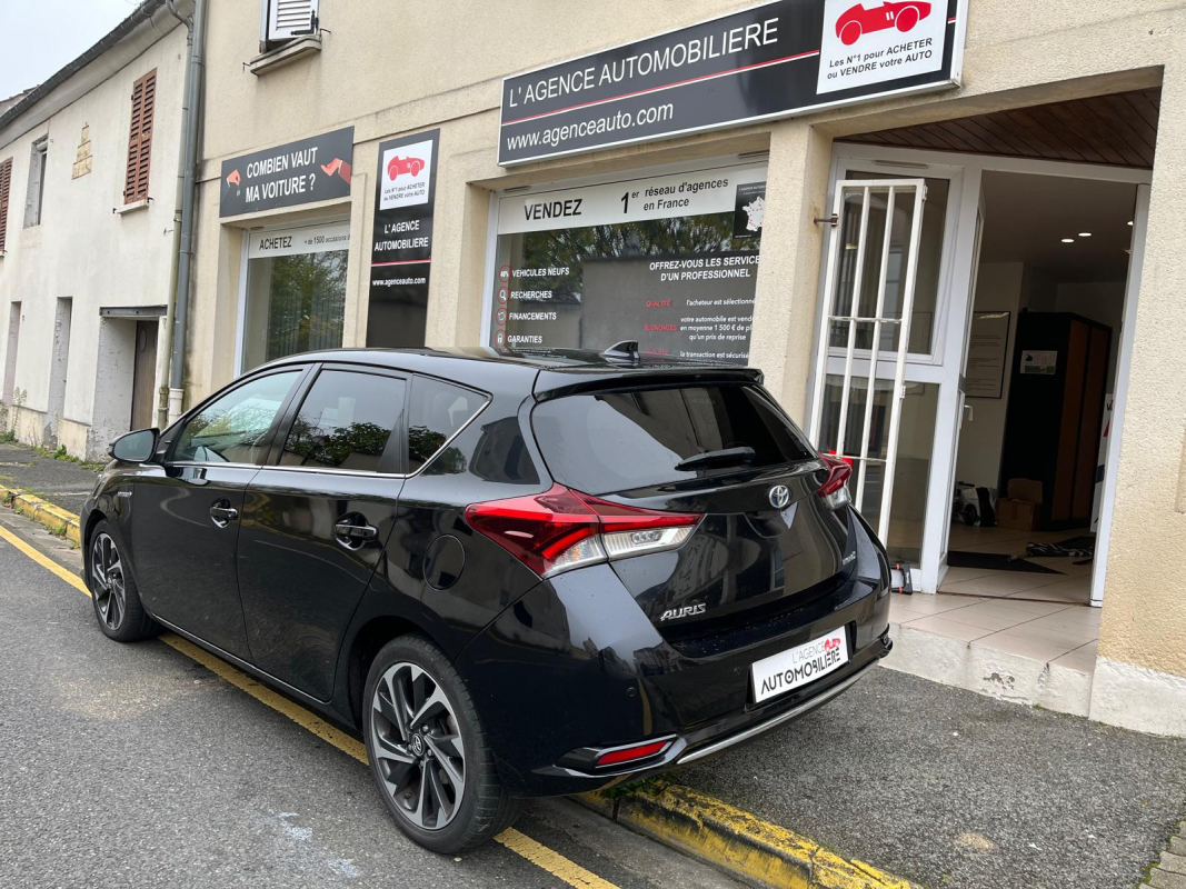 Toyota Auris — 5