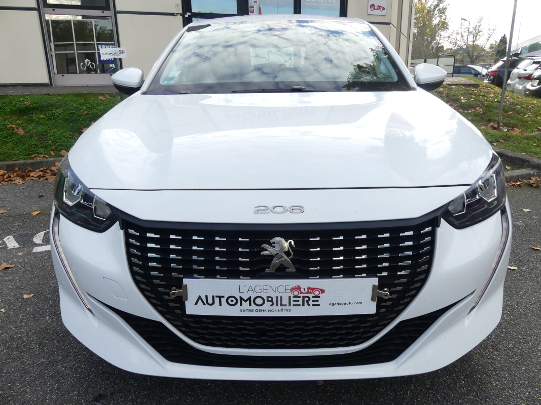 Peugeot 208 — 2