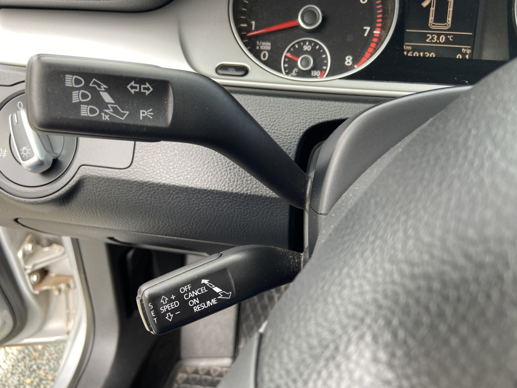 Volkswagen Passat SW — 18