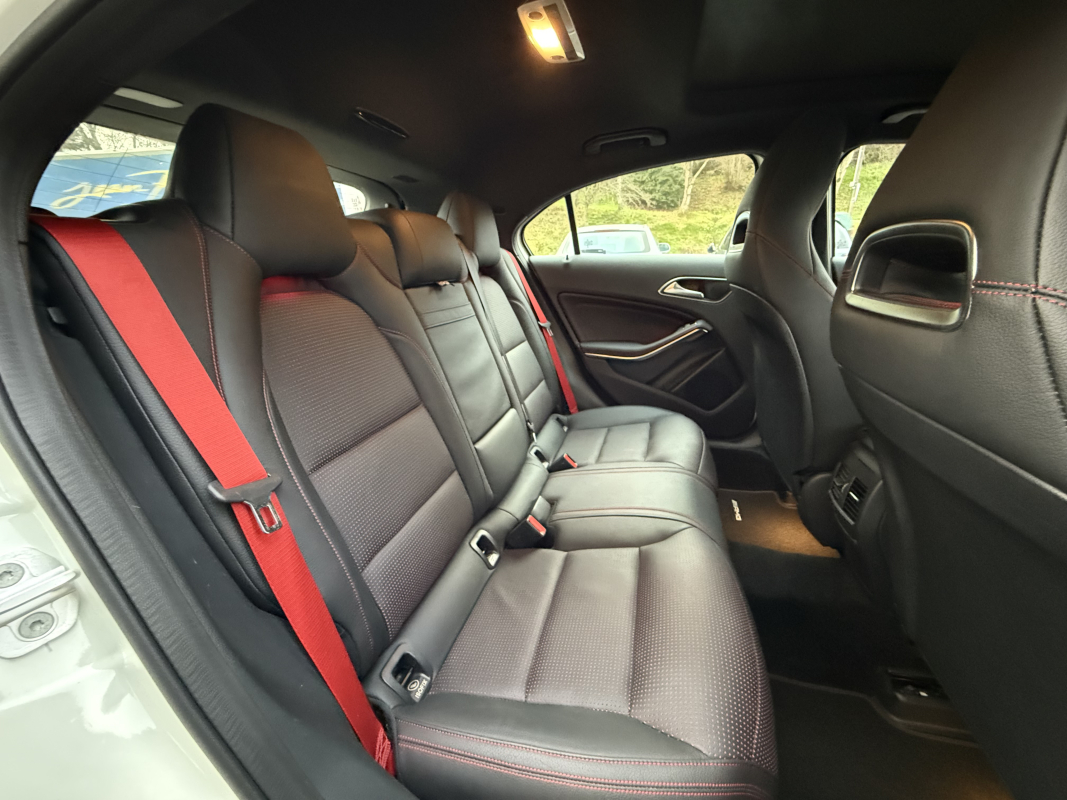Mercedes Classe A — 22