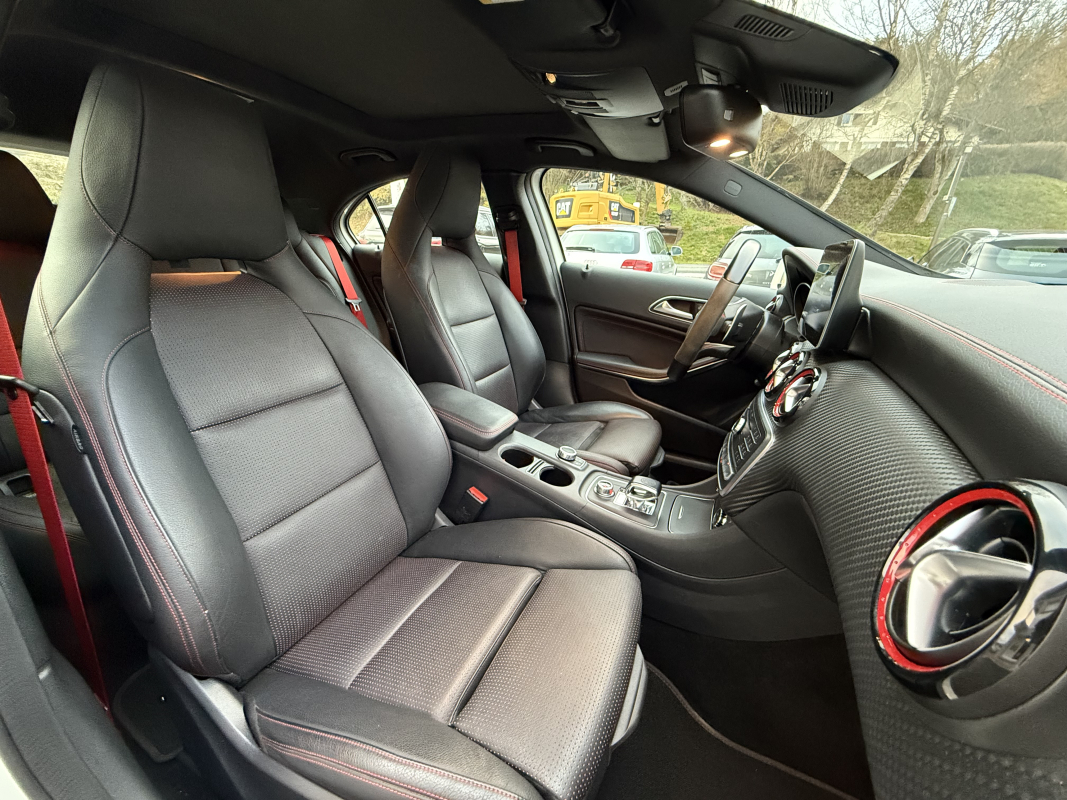 Mercedes Classe A — 18