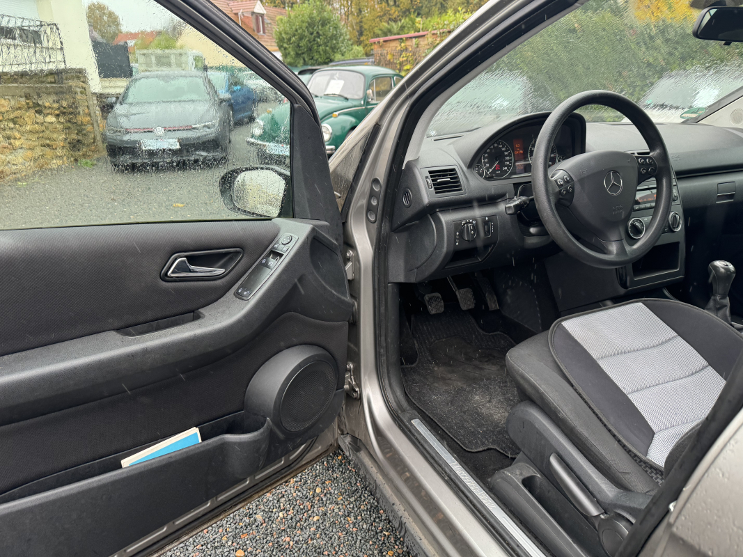 Mercedes Classe A — 18