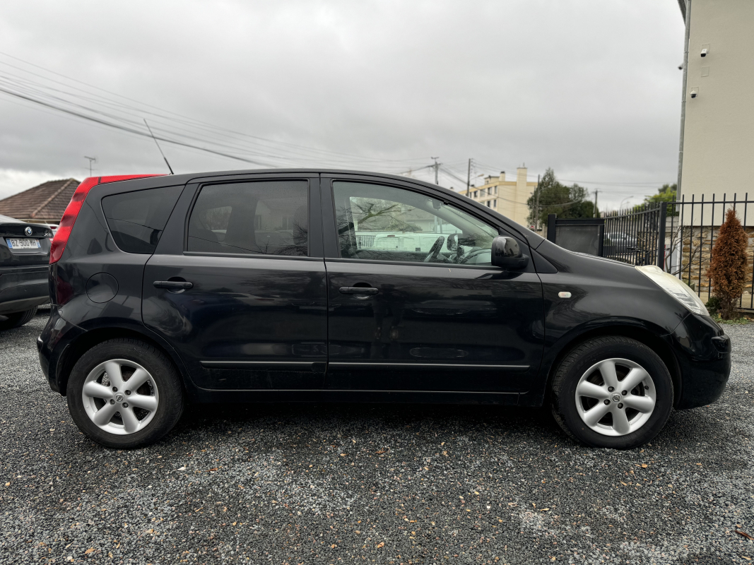 Nissan Note — 4